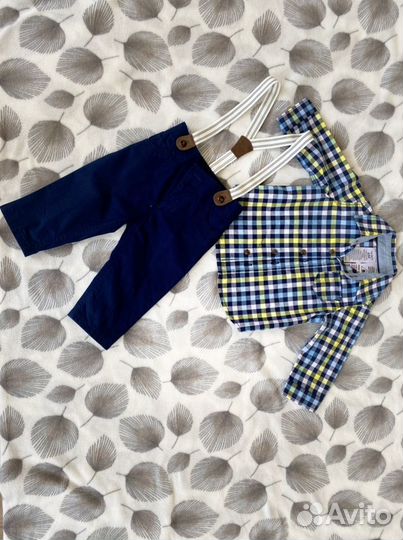 Рубашка и брюки нарядные на мальчика 4-6 месяце