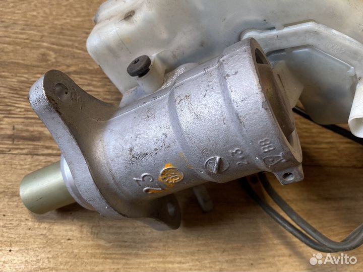 Ford fusion главный тормозной цилиндр