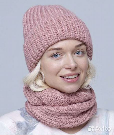 Комплект шапка и снуд