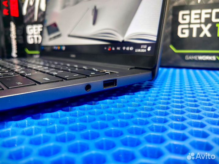 Современный ноутбук Honor i5 / 16 Gb / 512 Gb