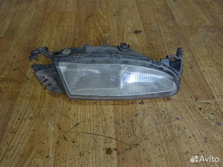 Фара правая Ford Mondeo I 1993-1996