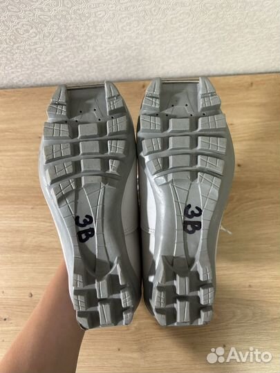 Лыжные ботинки