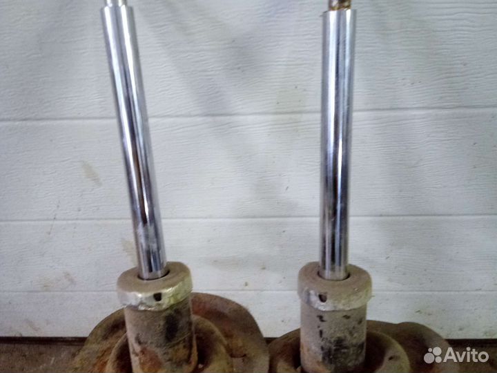 Передние амортизаторы Киа sportage 3