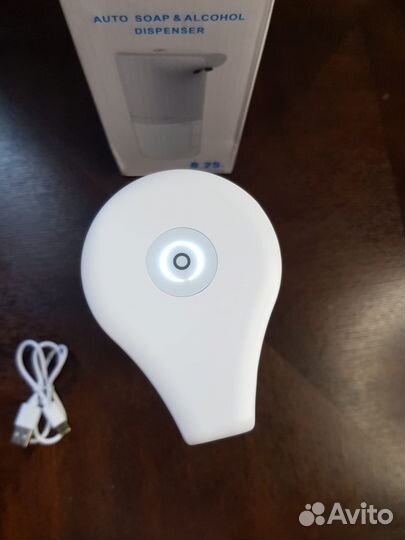 Дозатор для жидкого мыла с USB