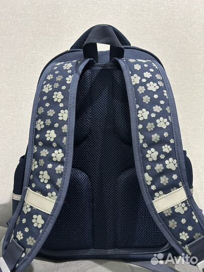 Рюкзак школьный