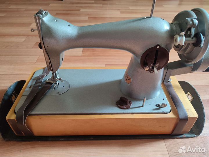 Швейная машинка подольск ручная