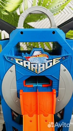 Hot wheels сити мега гараж трэк