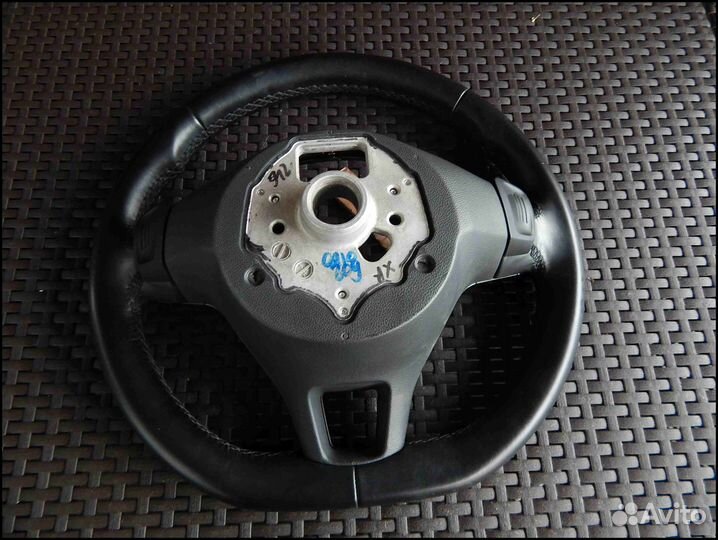 Руль Volkswagen Tiguan 2 поколение (2016-2020)