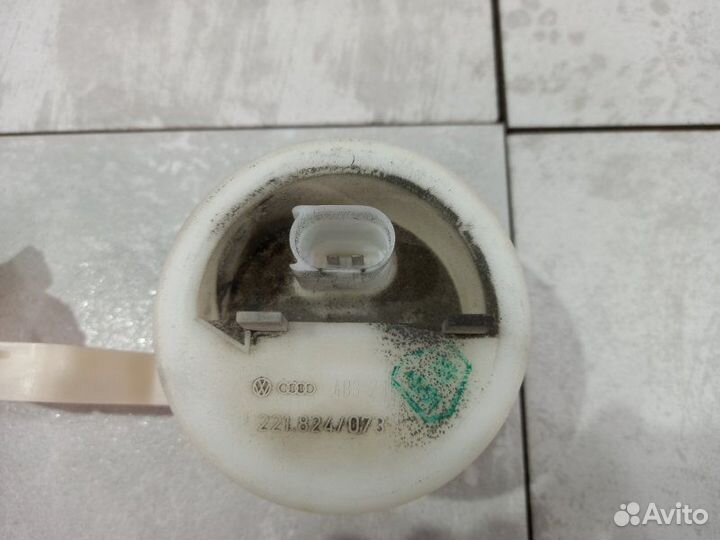 Датчик уровня топлива Audi S6 C5 2002