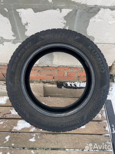 Kumho WinterCraft Ice Wi51 205/55 R16 94T