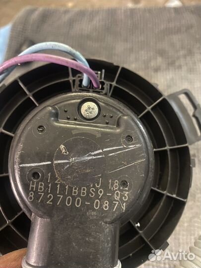 Моторчик печки Мазда 3 бл