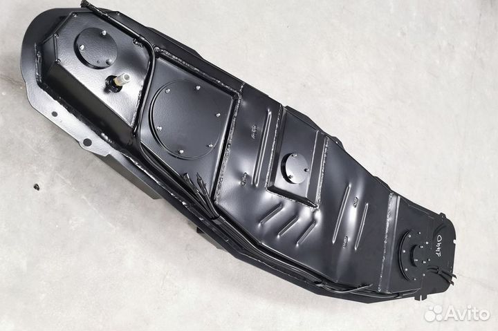 Алюминиевый бак Pajero 3/4 дизель с клапаном