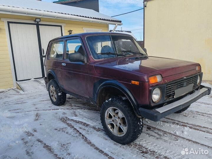 LADA 4x4 (Нива) 1.7 МТ, 2011, 197 860 км