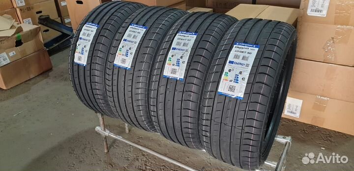 Triangle EffeXSport TH202 245/45 R17 99V