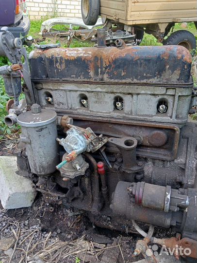 Двигатель4021