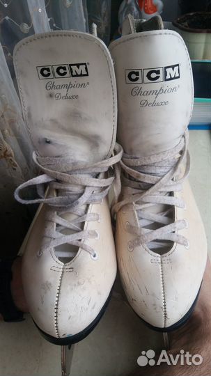 Коньки женские CCM 39 размер