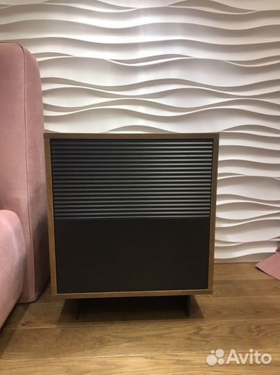 Продается новая дизайнерская мебель