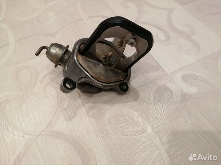 Воздушная заслонка 2.3л Nissan Teana J31