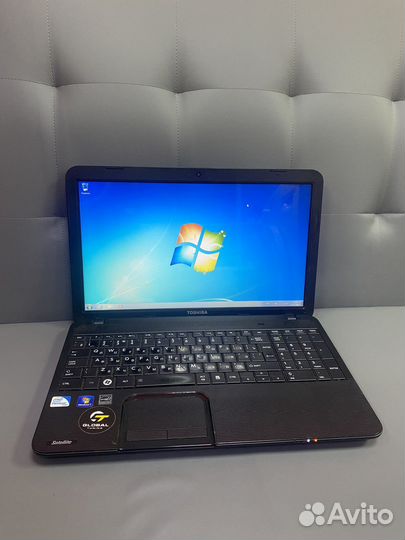 Ноутбук Toshiba Satellite c850-c2k