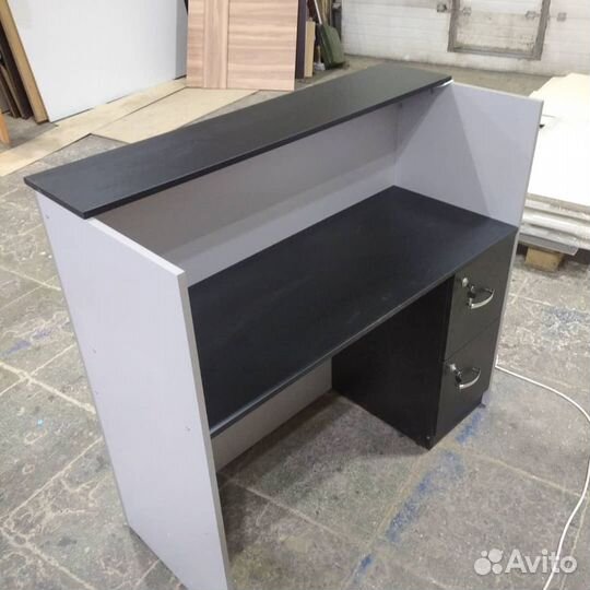 Торговая мебель на заказ под соц контракт