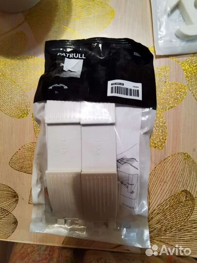 Защита на окна, двери и розетки от детей