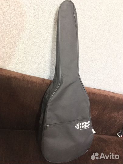 Акустическая гитара