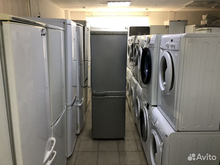 Узкий холодильник Samsung. 180 см. С гарантией