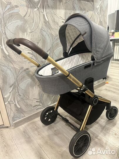 Продам модульную коляску Carello Epika 2 в 1