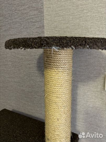 Домик для кошки с когтеточкой