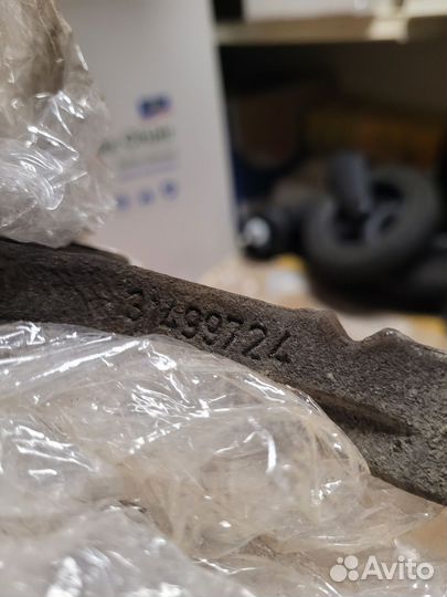 Тормозные скобы Volvo