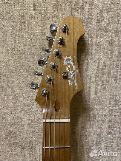 Гитара Jet st 300