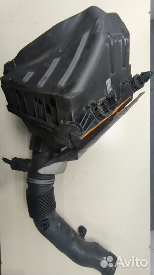 Корпус воздушного фильтра Audi A4 (B6), 2004