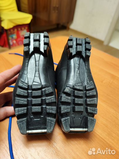 Лыжные ботинки детские, 29 размер