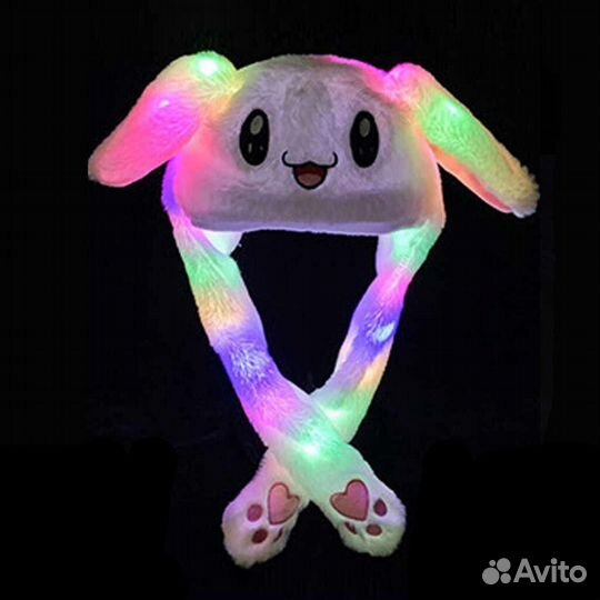 Светящаяся шапка с двигающимися ушами. Новая