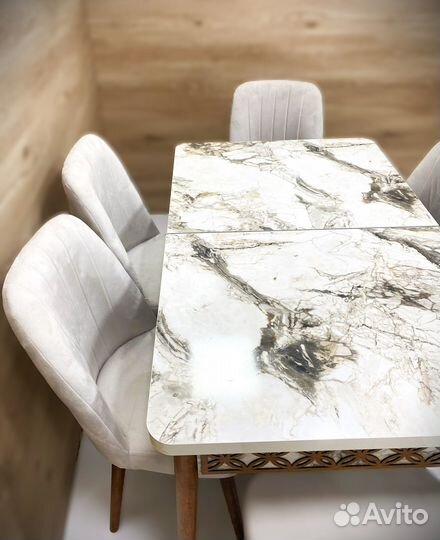 Раскладной стол и стулья 6 шт