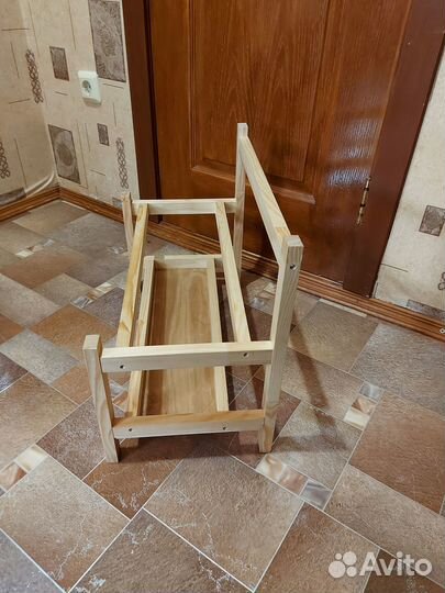 Подставка для книг