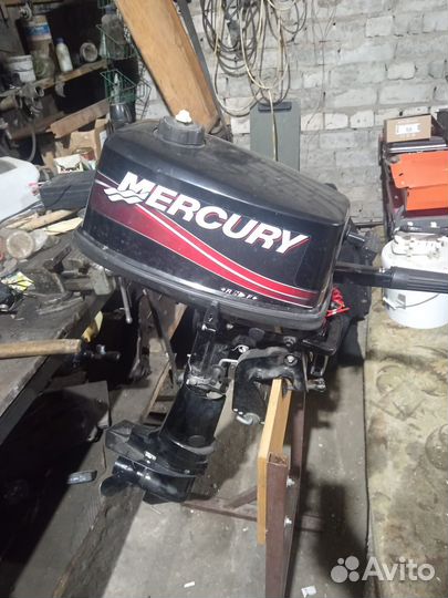 Лодка Gladiator 330 mercury 5