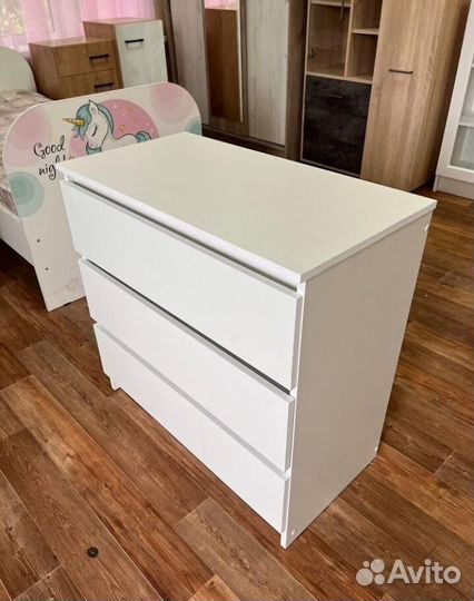 Комод белый