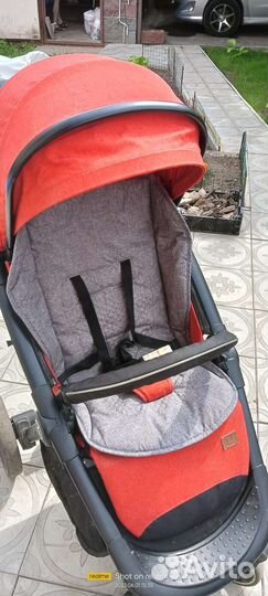 Прогулочная коляска