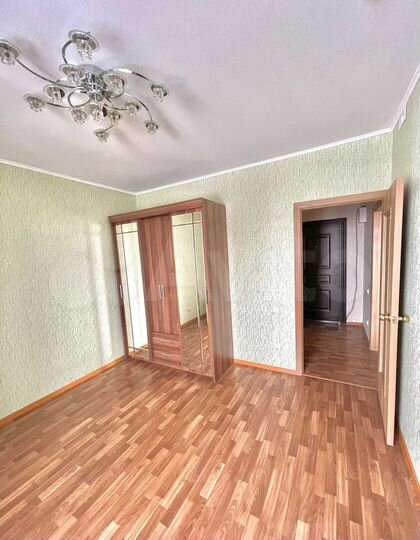 2-к. квартира, 57 м², 10/17 эт.