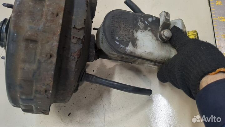 Цилиндр тормозной главный Volkswagen Transporter 5