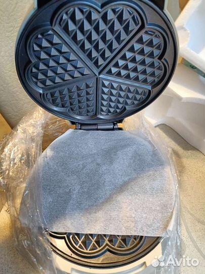 Вафельница Kitfort KT-1624