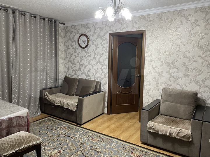 2-к. квартира, 45 м², 1/3 эт.