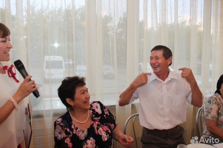 Ведущая - тамада на татарском и русском языках