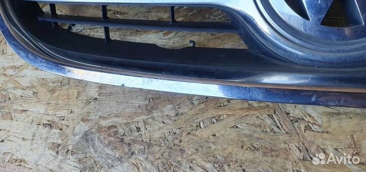 Решетка радиатора Volkswagen Tiguan 2007-2011