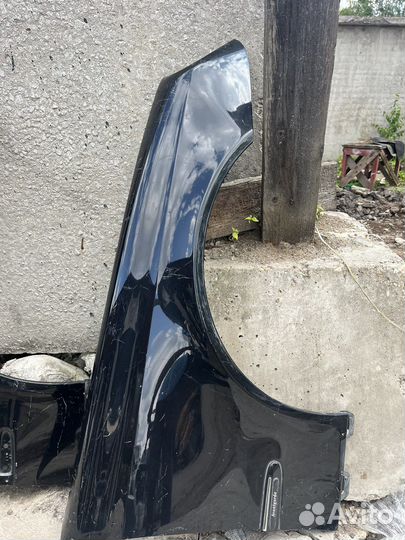 Крыло для Мерседес Е211