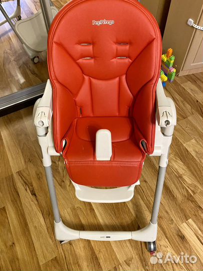 Стульчик для кормления peg perego красный