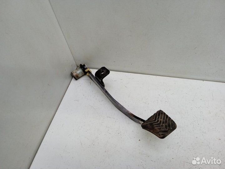 Педаль сцепления Kia Rio 2 1.4 2009