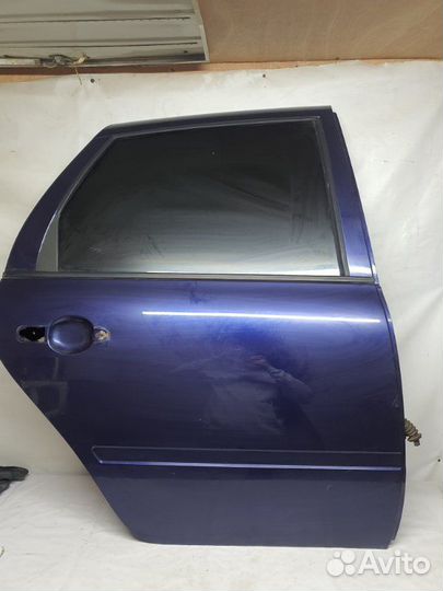 Дверь задняя правая задняя правая Лада Гранта