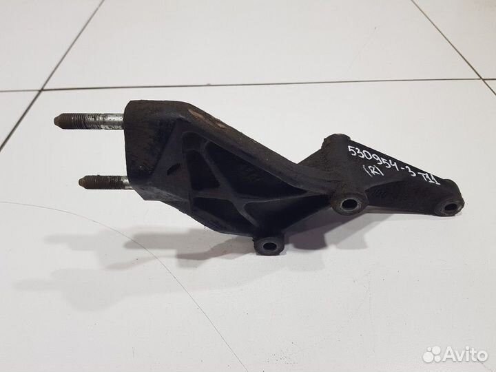 Кронштейн двигателя правый (Chery Tiggo T11)